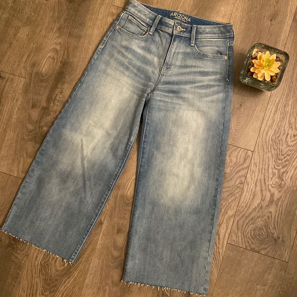 Cropped wide leg Jeans